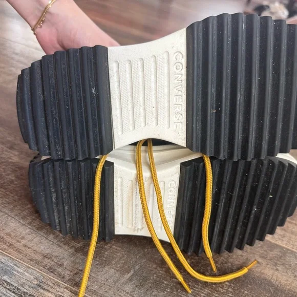 Converse Chuck Taylor Platform High Top Black Sneakers Boots with Yellow Laces - Picture 7 of 7